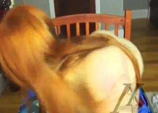 Redhead stepdaughter really want to suck my big cock